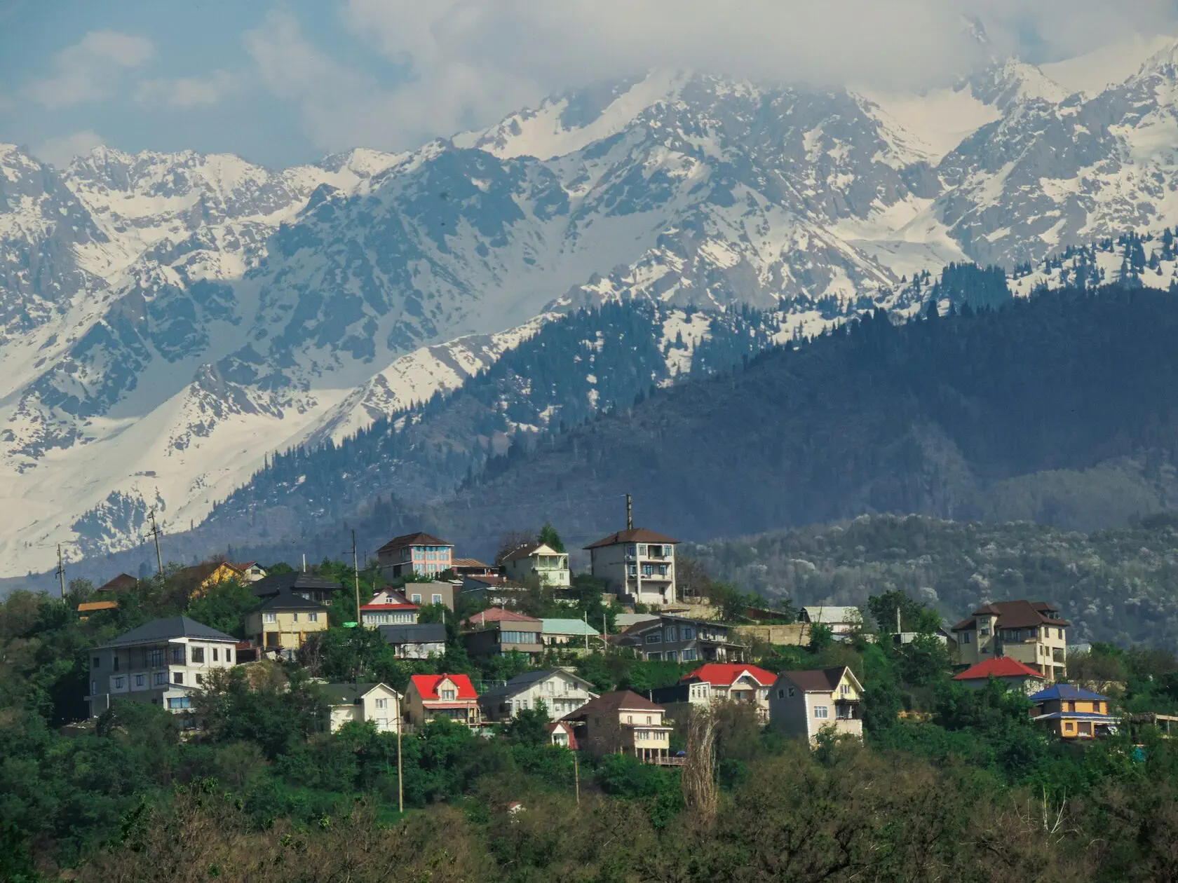 Turgen Waterfalls and Gorges